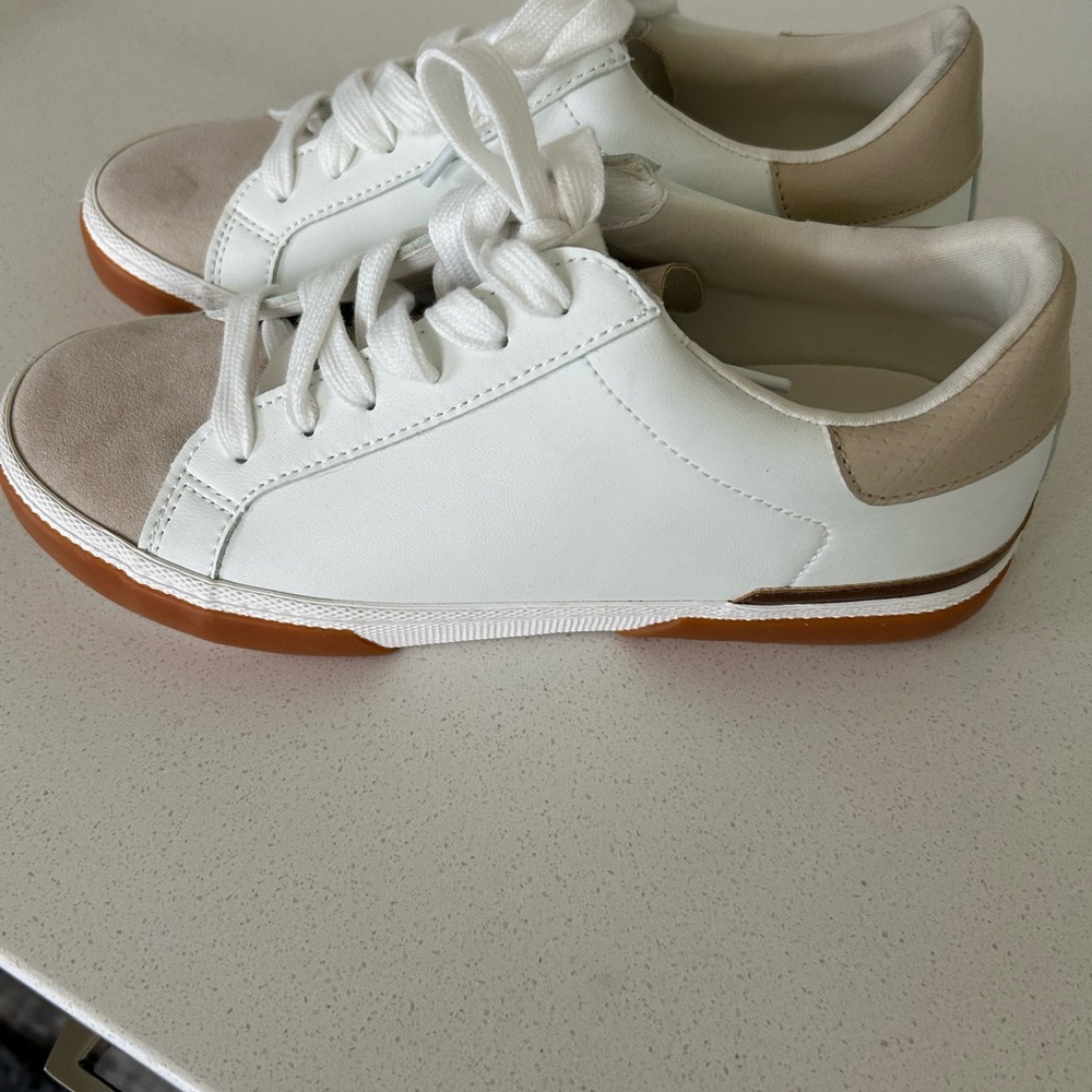 NWOT A New Day White and Tan Sneakers Size 7